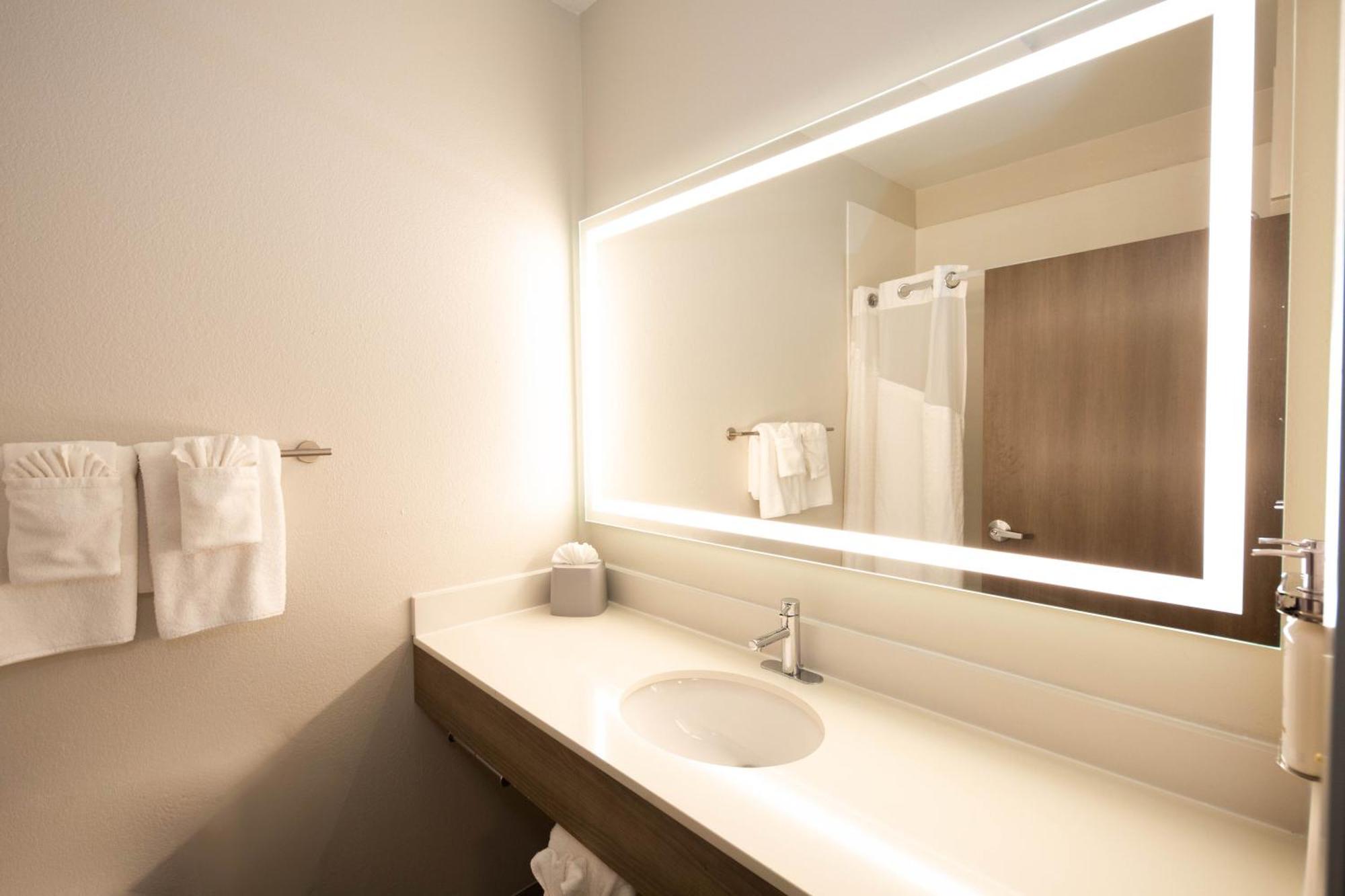 Express - By Ihg 2*