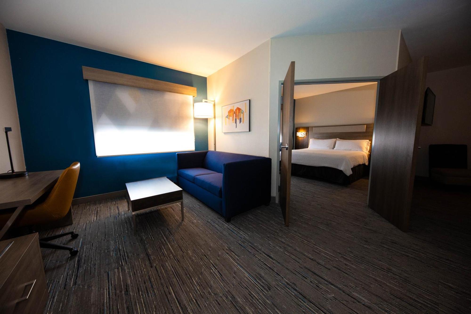 Hotel Express - By Ihg 2*