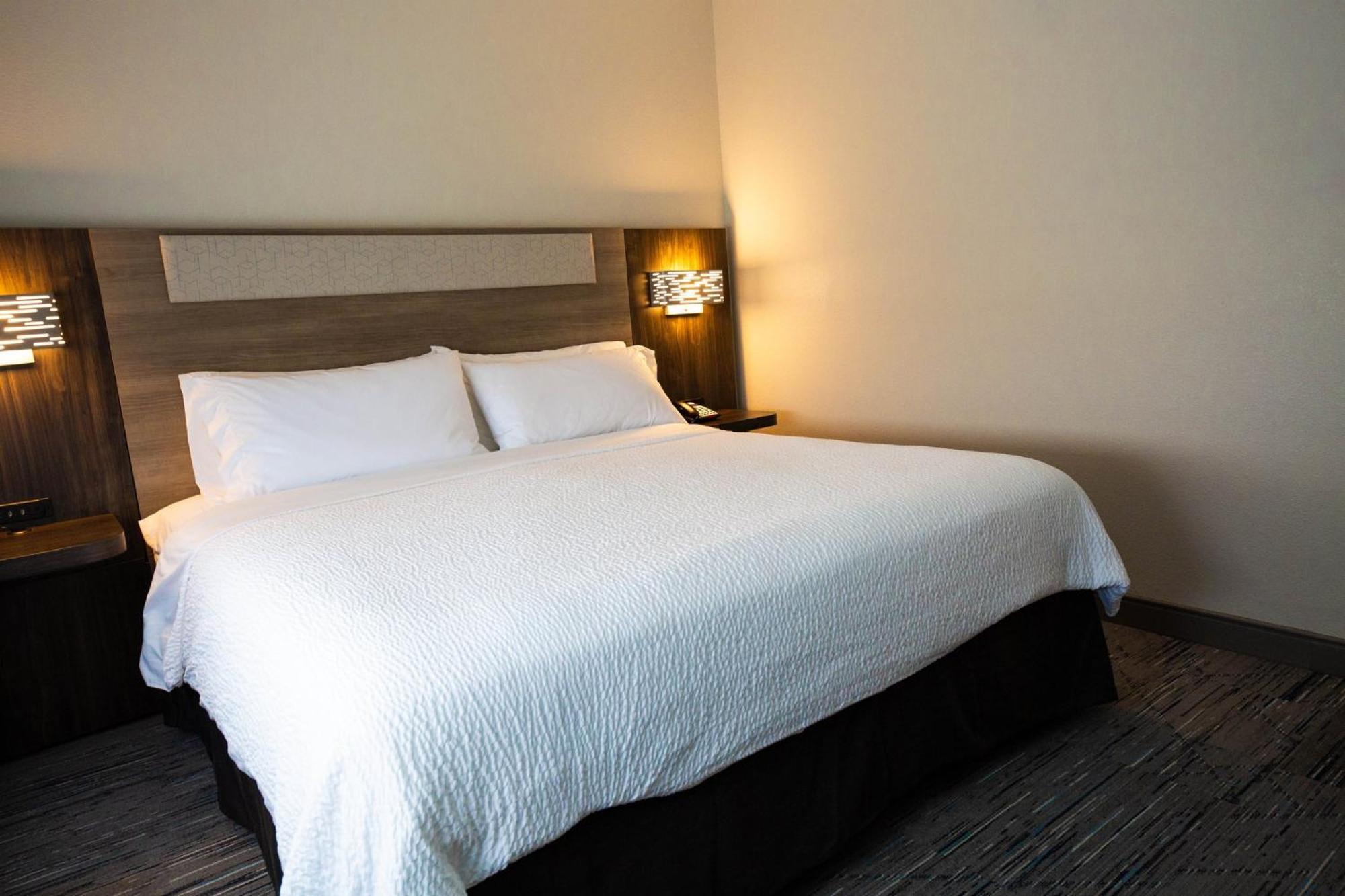 Express - By Ihg