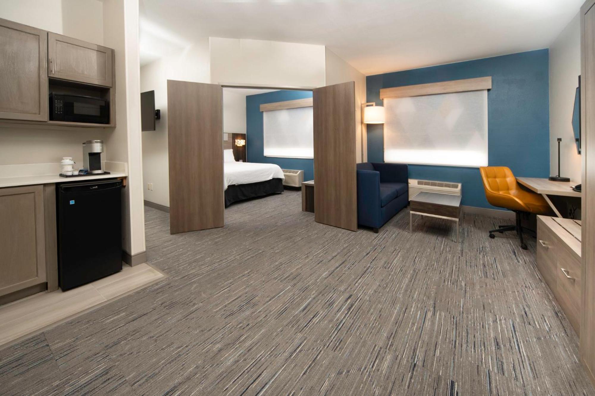 Express - By Ihg Hotel 2*